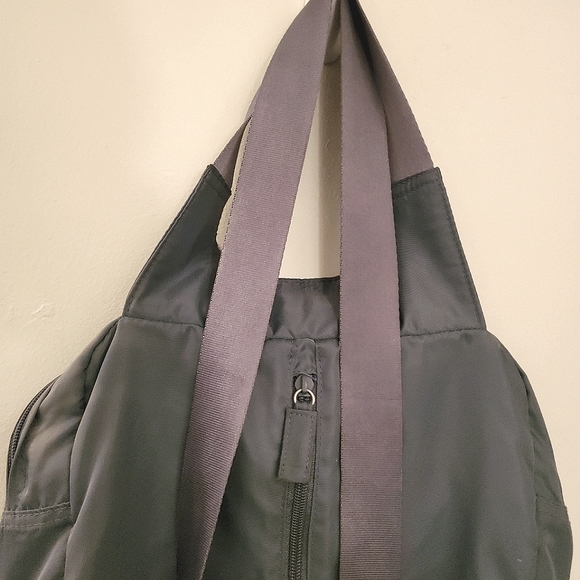 Kenneth Cole Reaction Gray Blue Spacey Y2K Mini Backpack - Picture 8 of 15